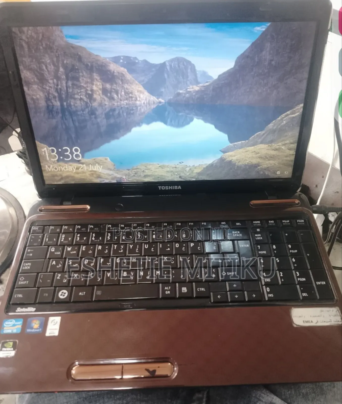 Laptop Toshiba 4GB Nvidia HDD 700GB