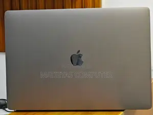 New Laptop Apple MacBook Pro 2019 16GB Intel Core I7 SSD 512GB