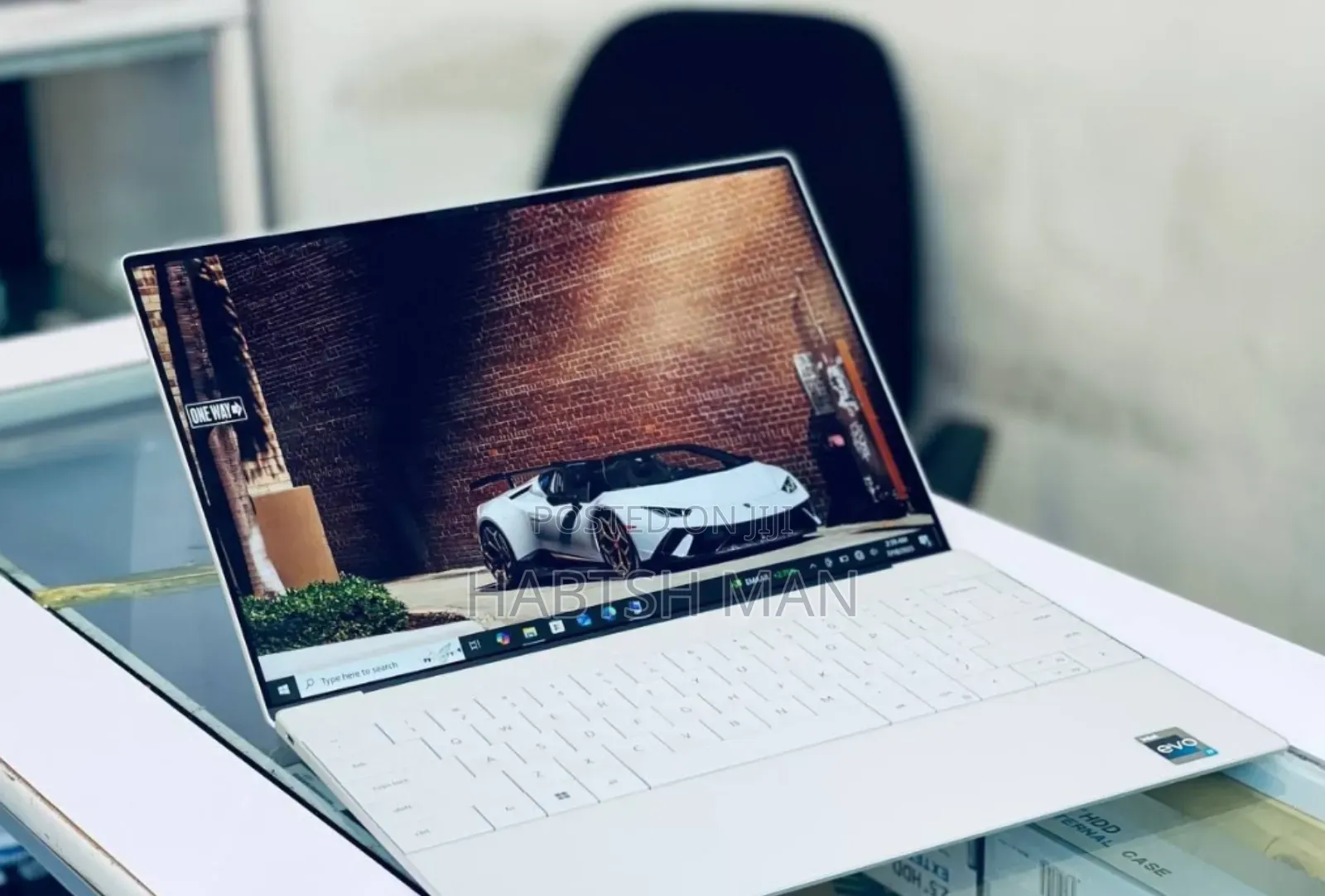 New Laptop Dell XPS 13 16GB Intel Core I7 SSD 512GB