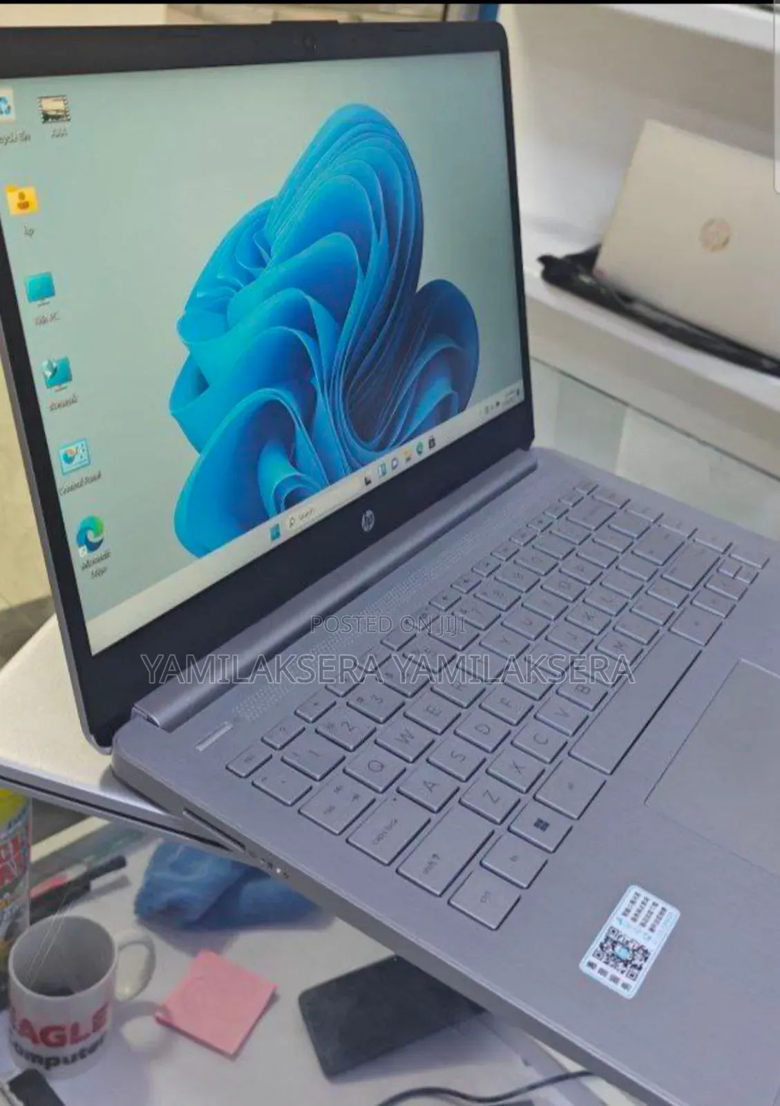 New Laptop HP Stream Notebook 8GB Intel Core I7 SSD 1T