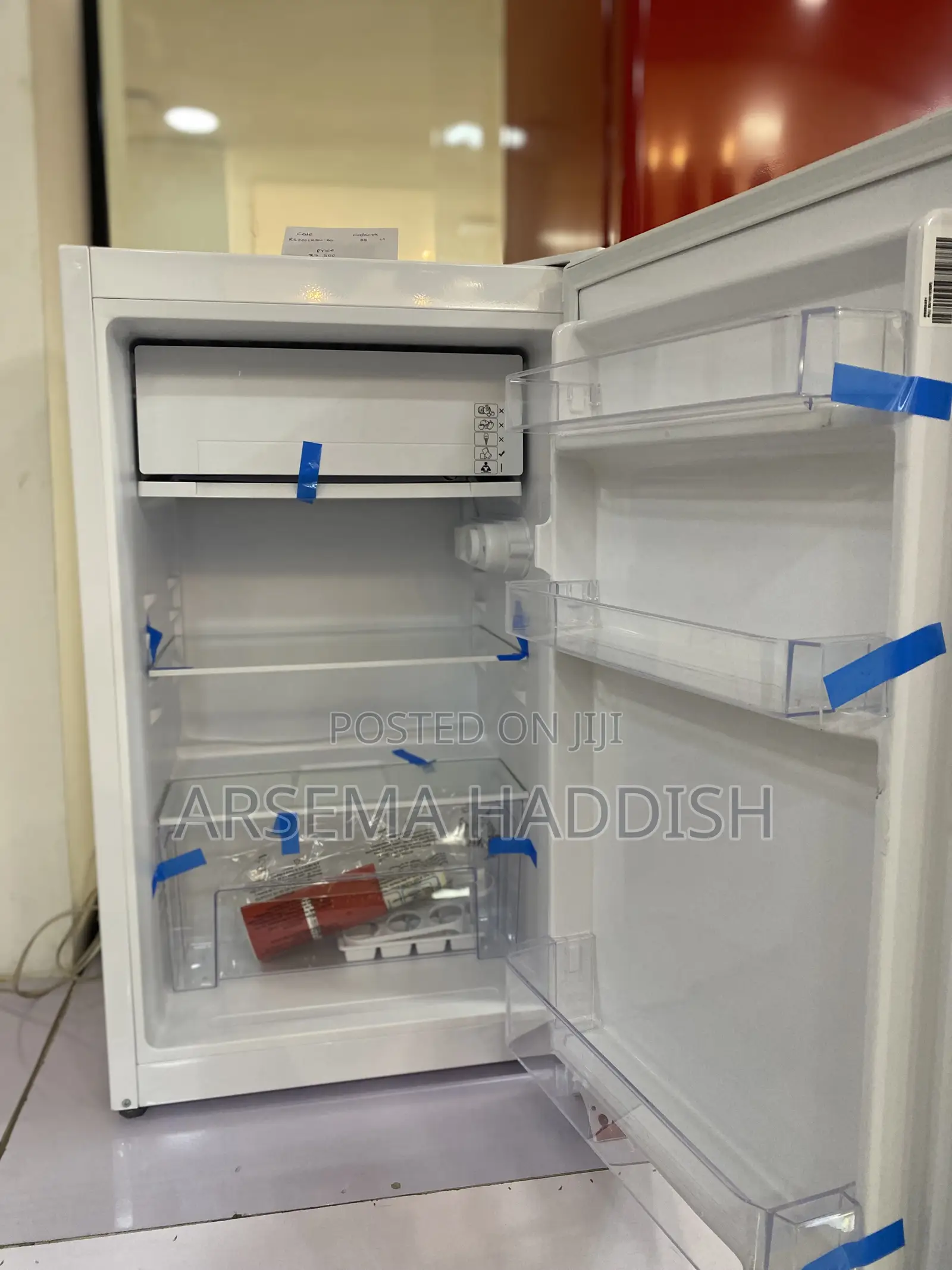 Vestel Mini Door Refrigerator