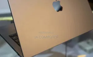 New Laptop Apple MacBook Pro 2021 M1 32GB Apple M1 Pro SSD 1T