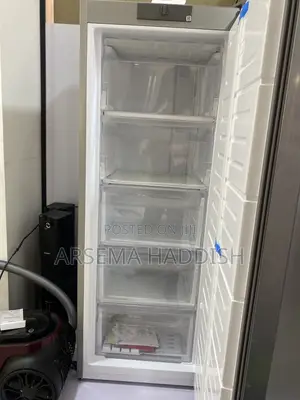 Vestel Vertical Deep Freezer