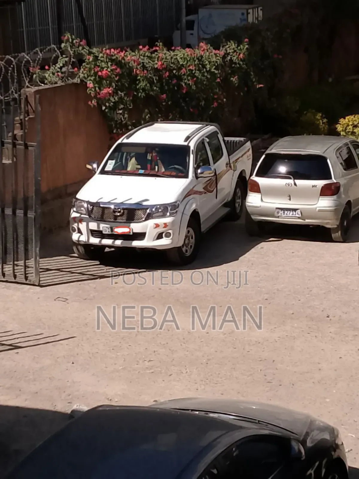 Toyota Hilux 2010 White