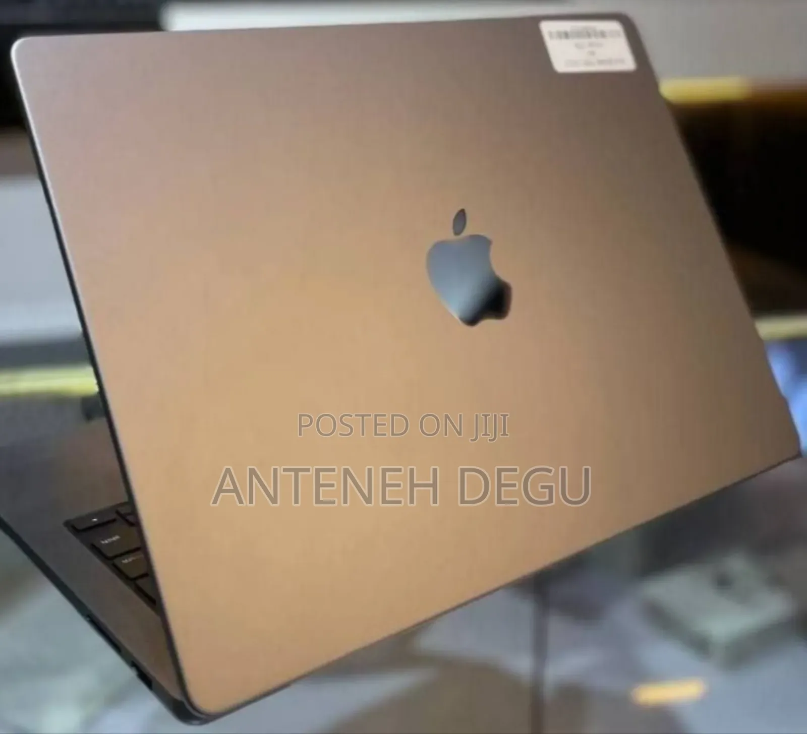 New Laptop Apple MacBook Pro 32GB Apple M1 Pro SSD 1T