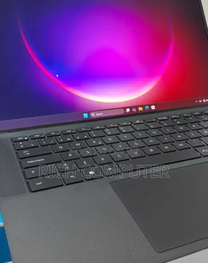 New Laptop Dell XPS 15 16GB Intel Core I7 SSD 512GB