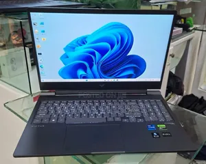 New Laptop HP 24GB Intel Core I7 SSD 512GB