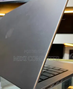 New Laptop Apple MacBook Pro M1 16GB Intel Core I7 SSD 512GB