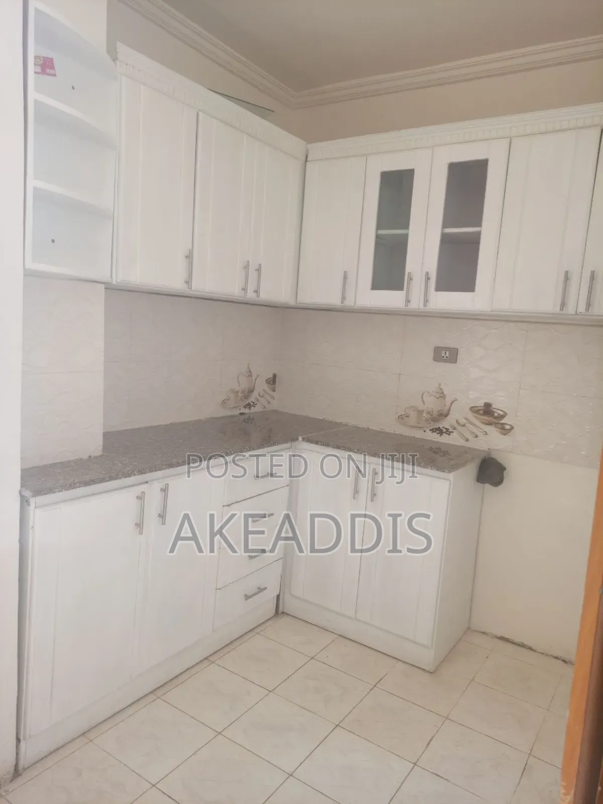 Furnished 2bdrm Condo in Bole Ayat for sale