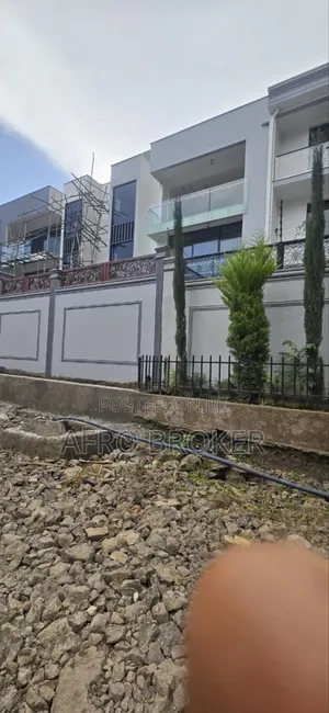 Furnished 7bdrm House in Garment, Nifas Silk-Lafto for sale