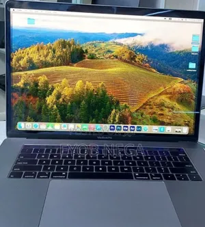 New Laptop Apple MacBook Pro 2019 16GB Intel Core I7 SSD 512GB