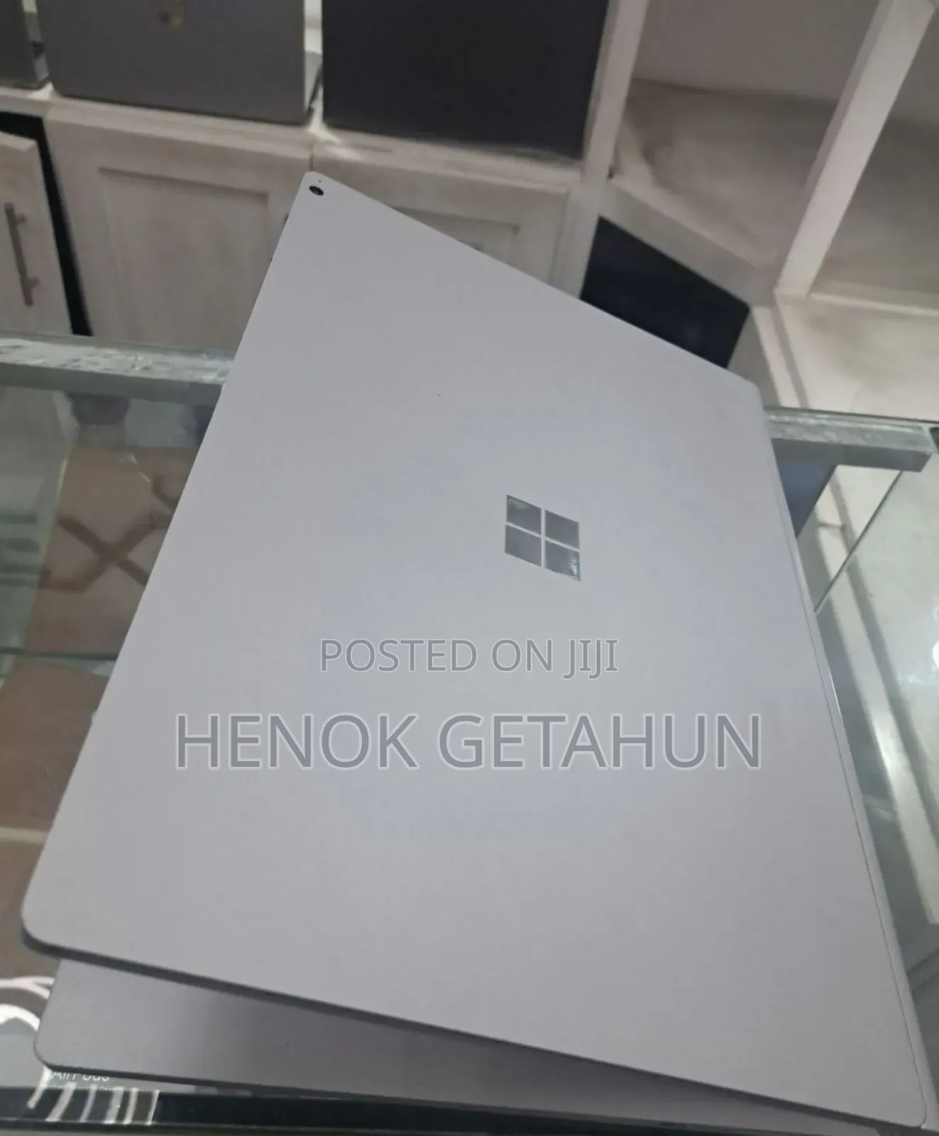 New Laptop Microsoft Surface Book 2 16GB Intel Core I7 SSD 256GB