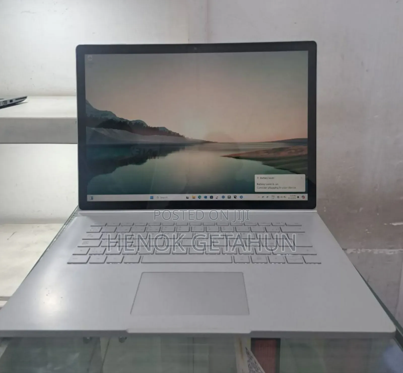 New Laptop Microsoft Surface Book 2 16GB Intel Core I7 SSD 256GB