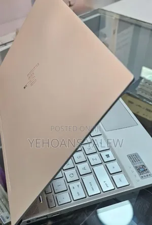 New Laptop HP Envy 13 8GB Intel Core I5 SSD 1T