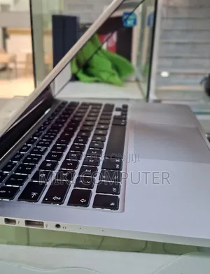 New Laptop Apple MacBook 2013 16GB Intel Core I5 SSD 512GB