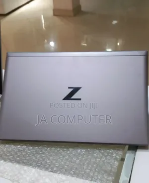 New Laptop HP Zbook Studio G7 16GB Intel Core I7 SSD 512GB