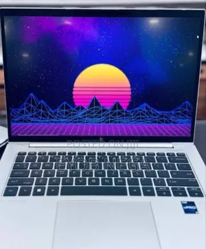 Photo - New Laptop HP EliteBook 840 G9 16GB Intel Core I7 SSD 512GB
