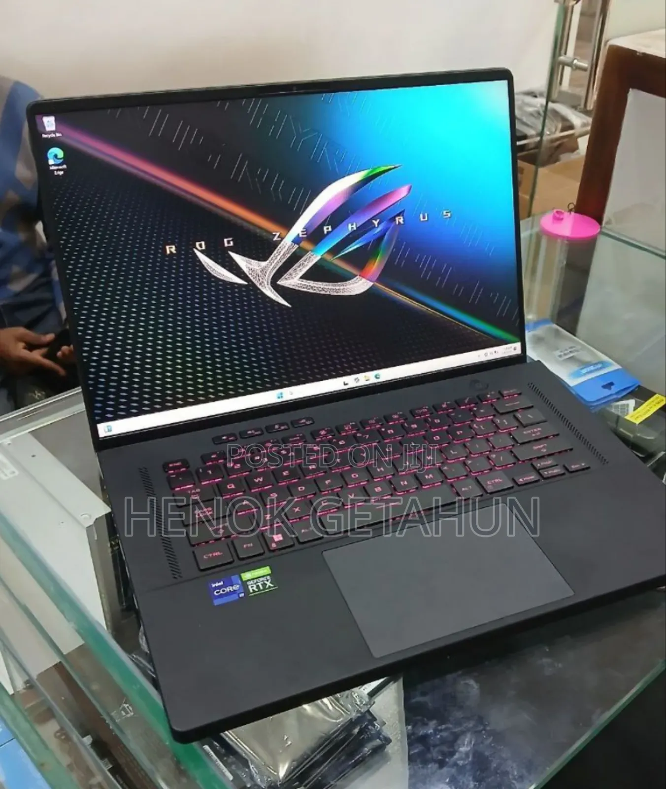 New Laptop Asus ROG Zephyrus G15 16GB Intel Core I9 SSD 1T