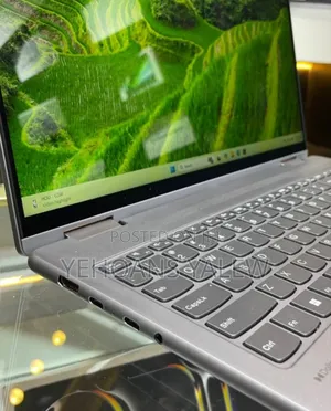 New Laptop Lenovo 8GB AMD Ryzen 5 SSD 512GB