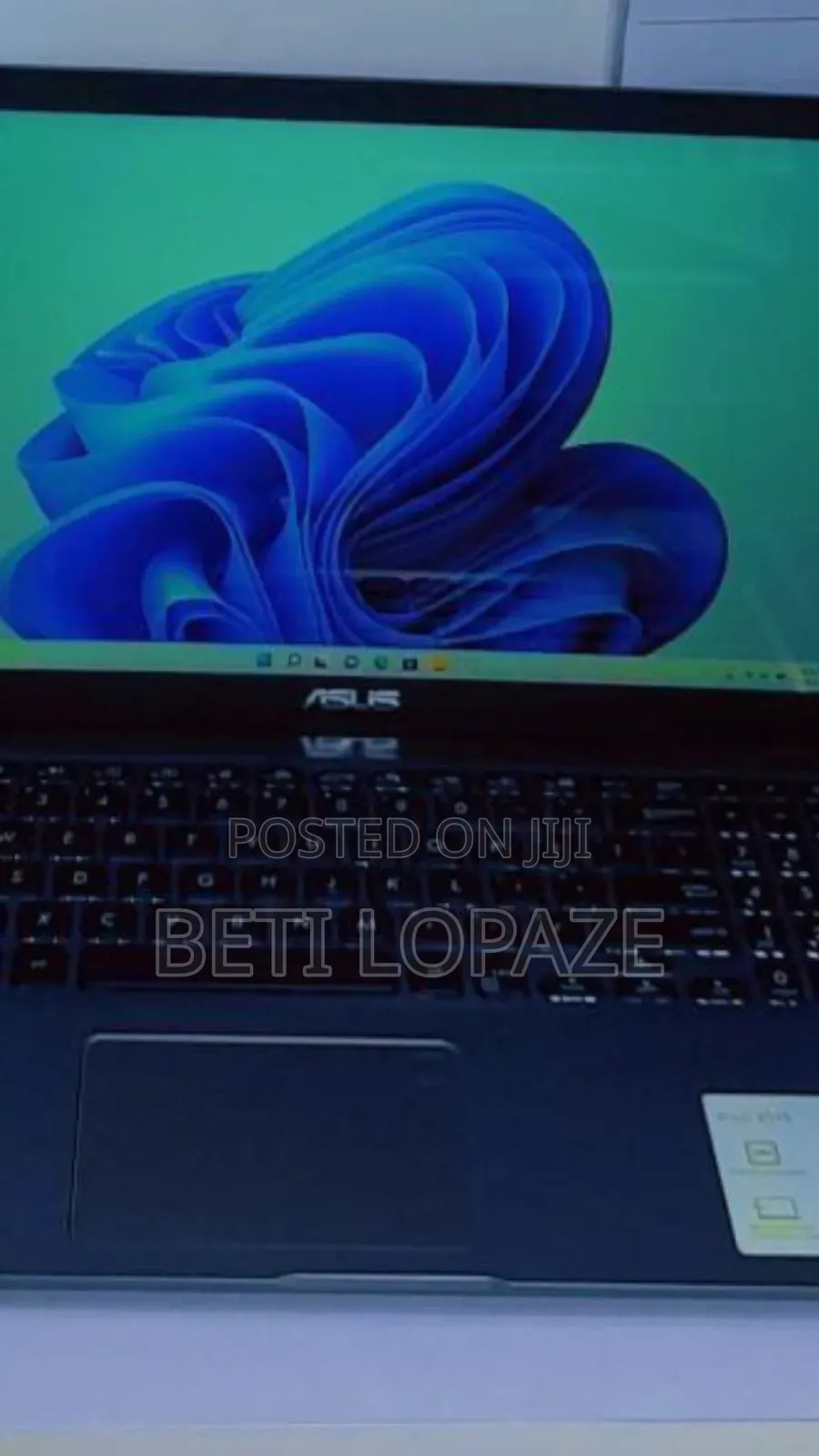 New Laptop Asus VivoBook 15 X505BA 8GB Intel Core I5 SSD 512GB