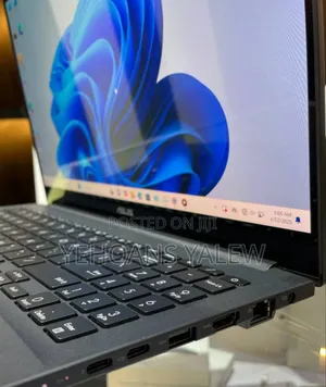 New Laptop Asus 16GB Intel Core I9 SSD 1T