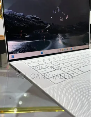 Photo - New Laptop Dell XPS 15 9510 16GB Intel Core I7 SSD 1T