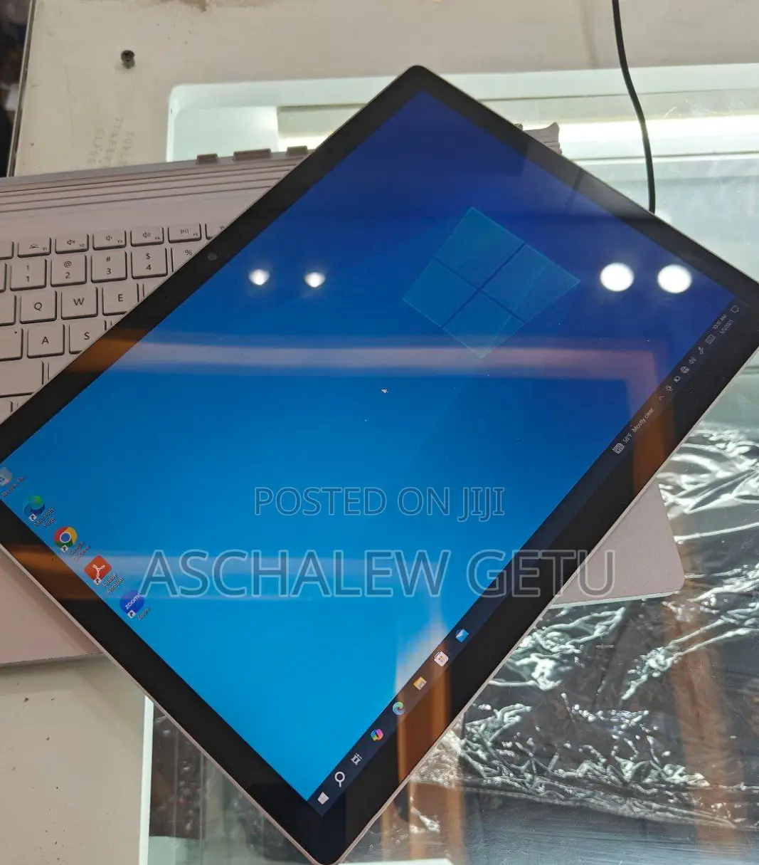 New Laptop Microsoft Surface 16GB Intel Core I7 SSD 256GB