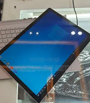 New Laptop Microsoft Surface 16GB Intel Core I7 SSD 256GB