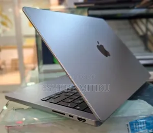 New Laptop Apple MacBook Pro 2021 M1 16GB Intel Core I7 SSD 512GB