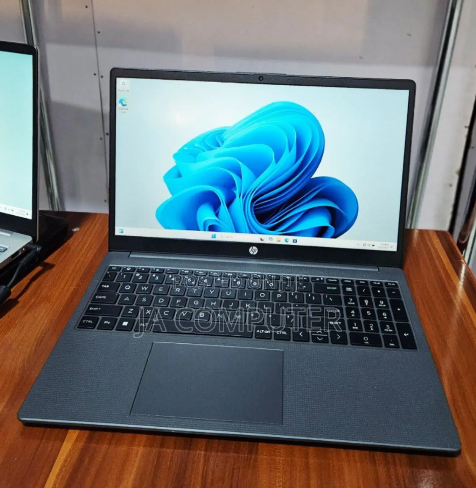 New Laptop HP Stream Notebook 16GB Intel Core I5 SSD 512GB