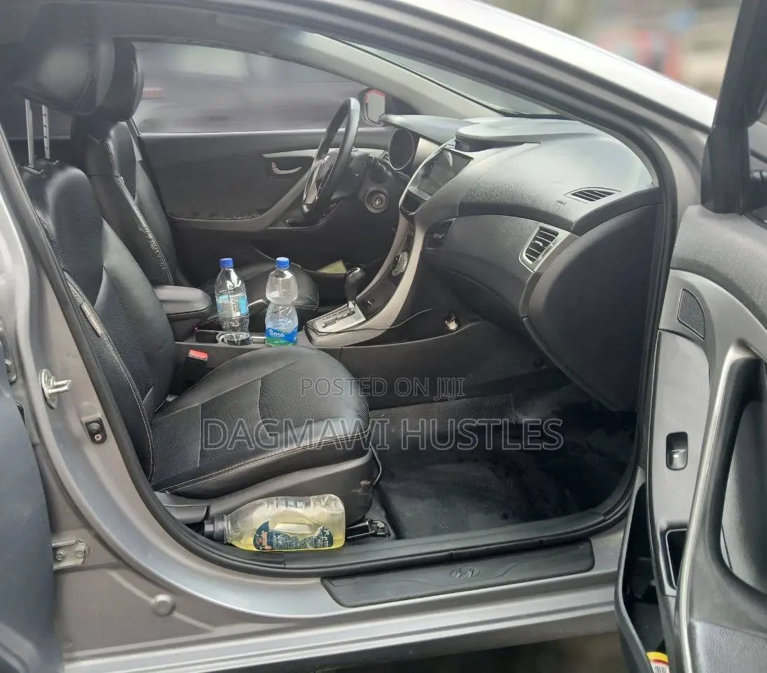 Hyundai Avante 2012 Gray