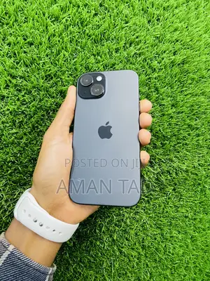 Photo - New Apple iPhone 15 256 GB Black