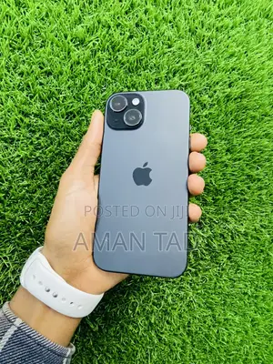 New Apple iPhone 15 256 GB Black