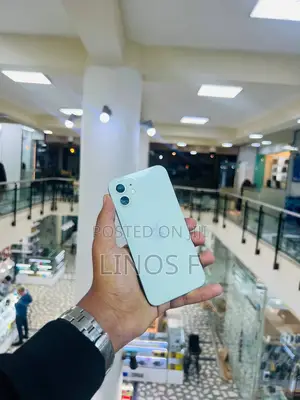 Photo - Apple iPhone 12 128 GB Green