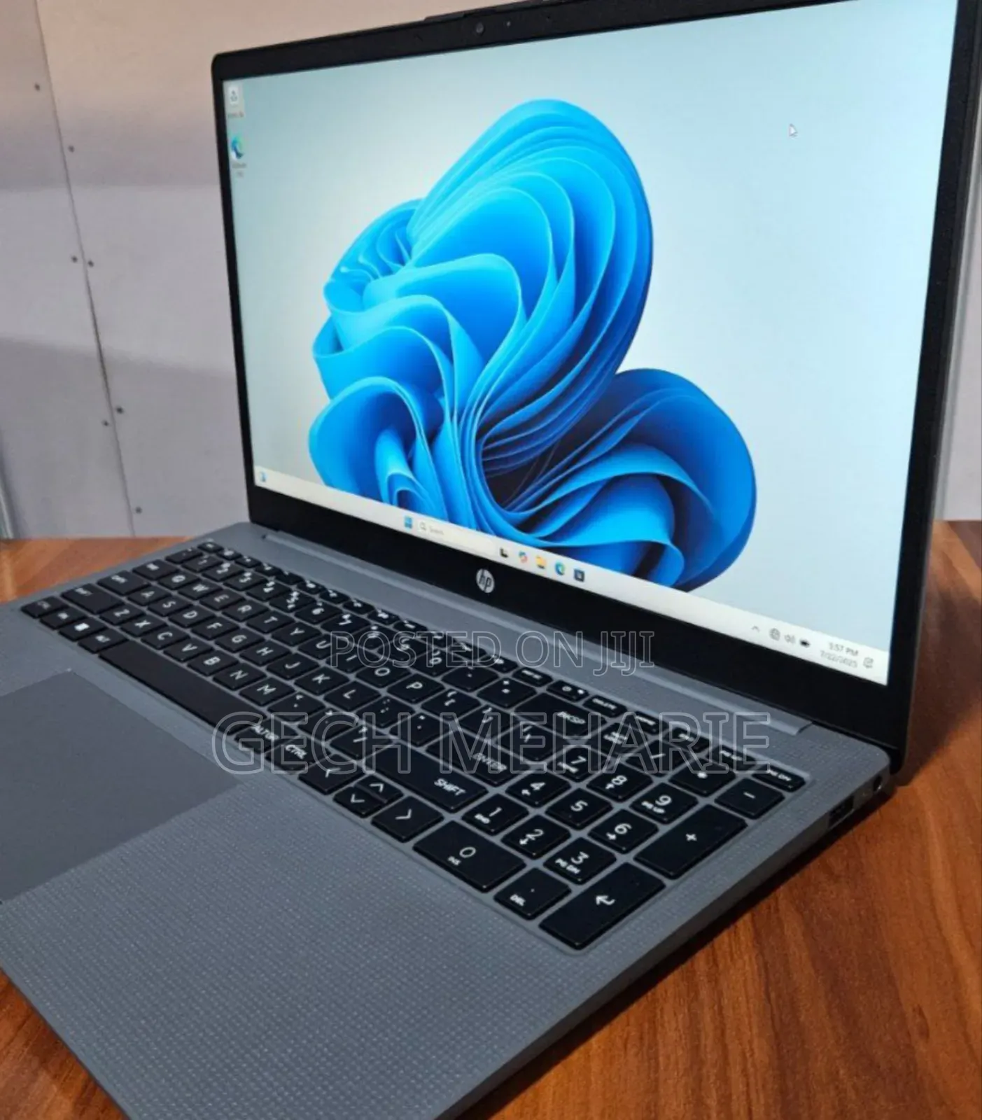 New Laptop HP 250 G10 16GB Intel Core I5 SSD 512GB