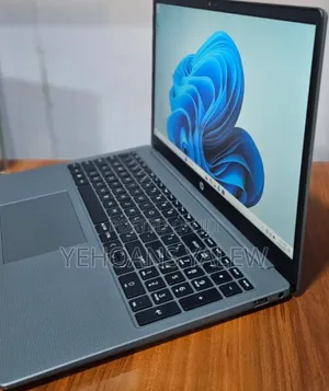 Photo - New Laptop HP 250 G10 16GB Intel Core I5 SSD 512GB
