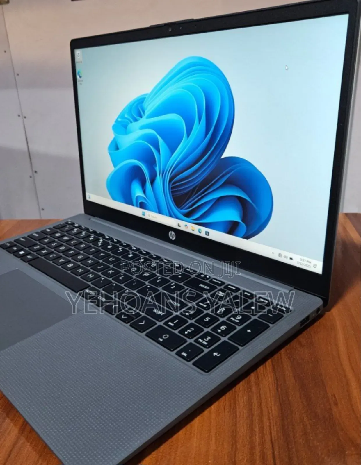 New Laptop HP 250 G10 16GB Intel Core I5 SSD 512GB