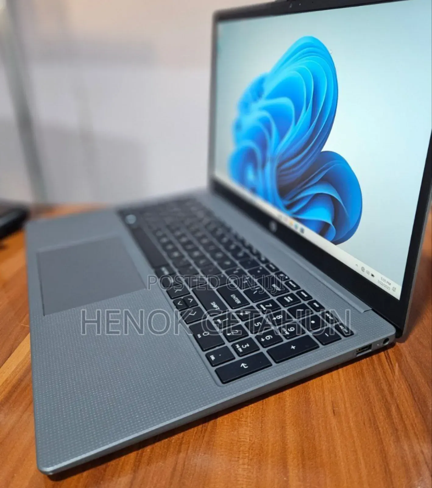 New Laptop HP 250 G10 16GB Intel Core I5 SSD 512GB