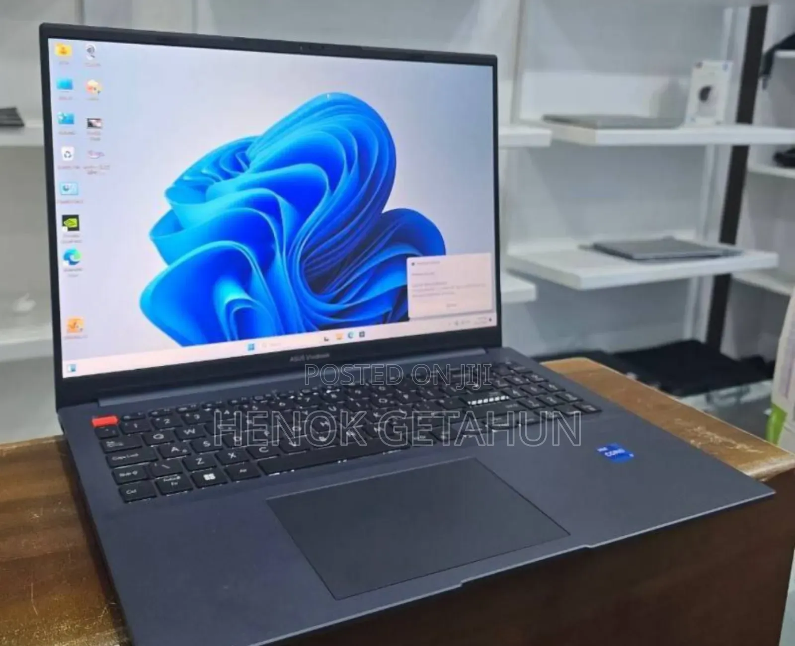 New Laptop Asus VivoBook 15 X505BA 20GB Intel Core I7 SSD 512GB