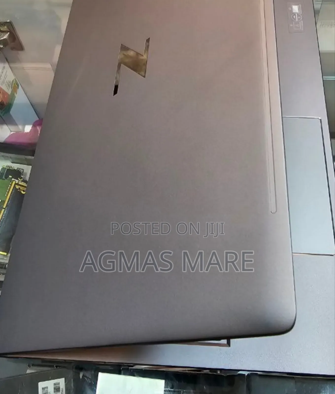 New Laptop HP ZBook Firefly G8 32GB Intel Core I7 SSD 1T