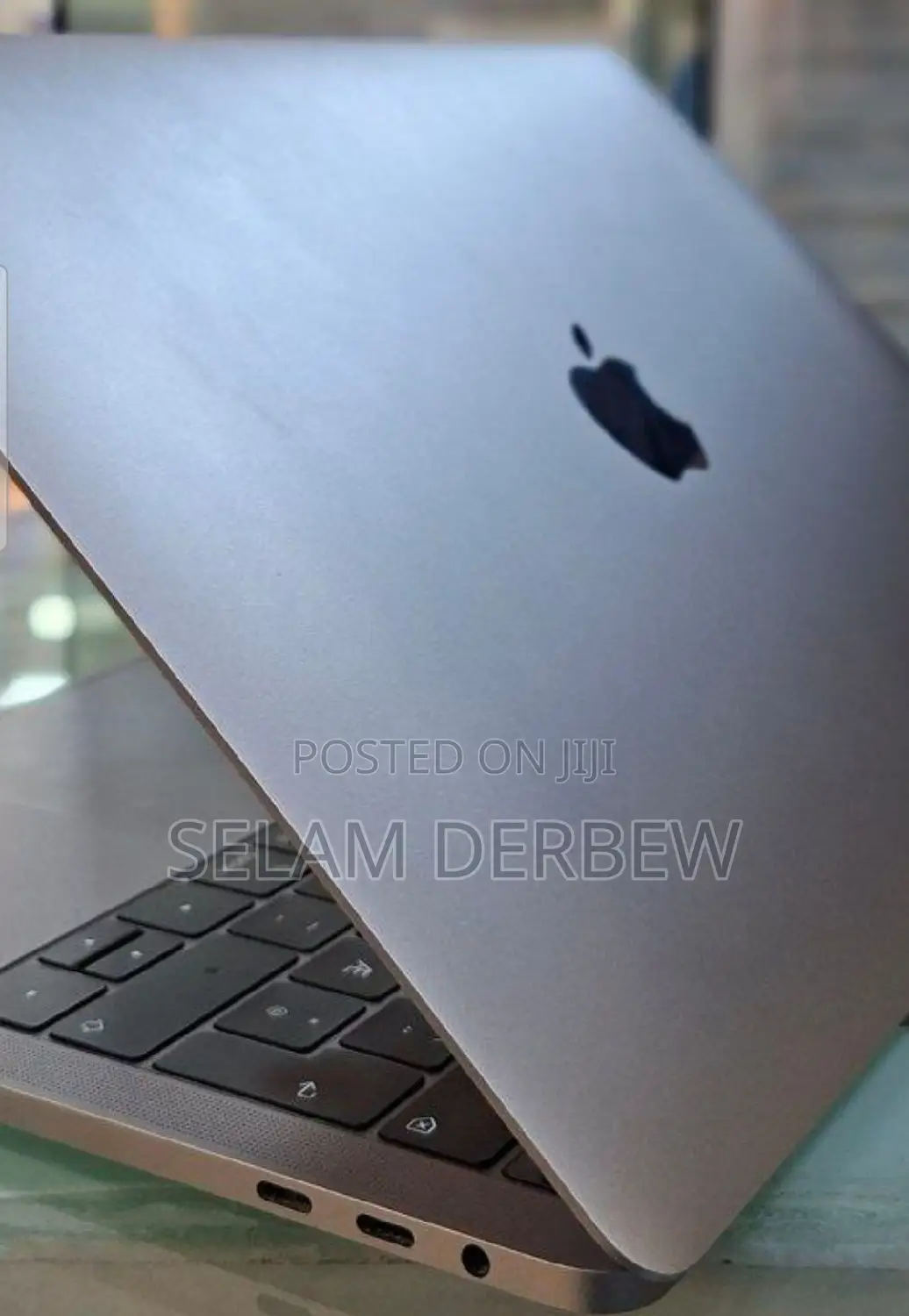 New Laptop Apple MacBook Pro 2019 8GB Intel Core I5 SSD 256GB