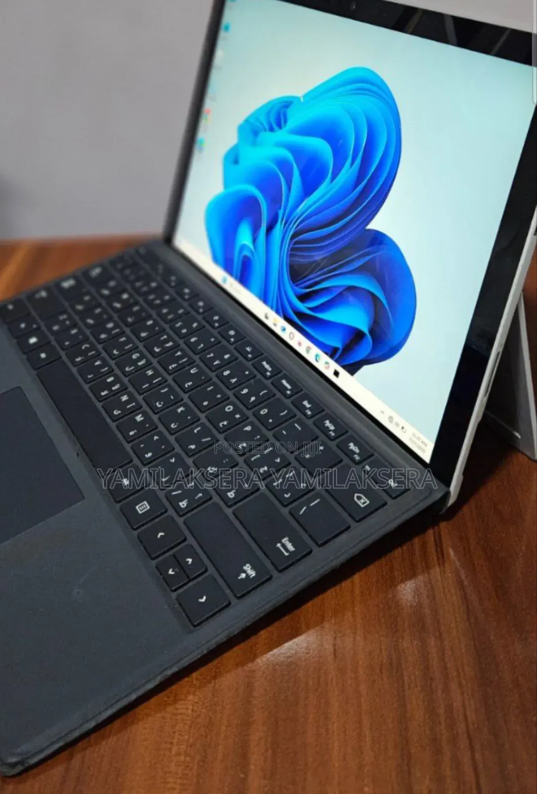 New Laptop Microsoft Surface Pro 7 16GB Intel Core I5 SSD 128GB