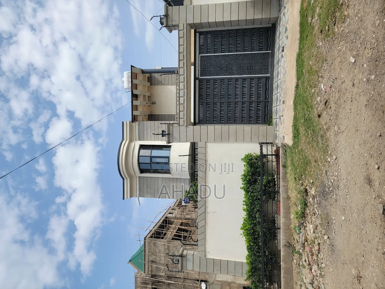 6bdrm House in Adama for sale