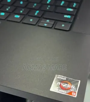 New Laptop Razer Blade 16GB AMD Ryzen 9 SSD 1T