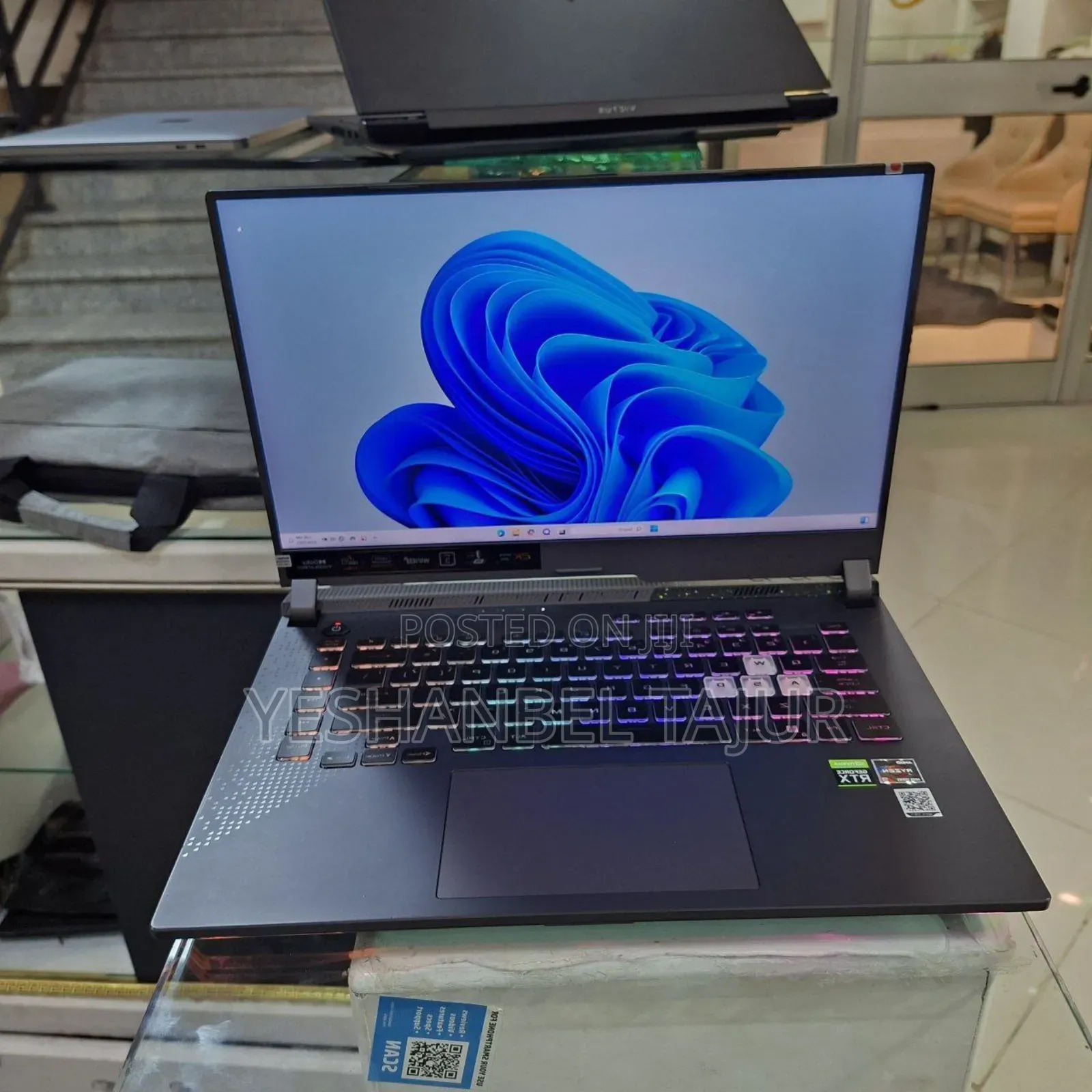 New Laptop Asus ROG Strix G15 16GB AMD Ryzen 9 SSD 1T