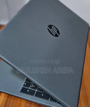 New Laptop HP 250 G10 16GB Intel Core I5 SSD 512GB