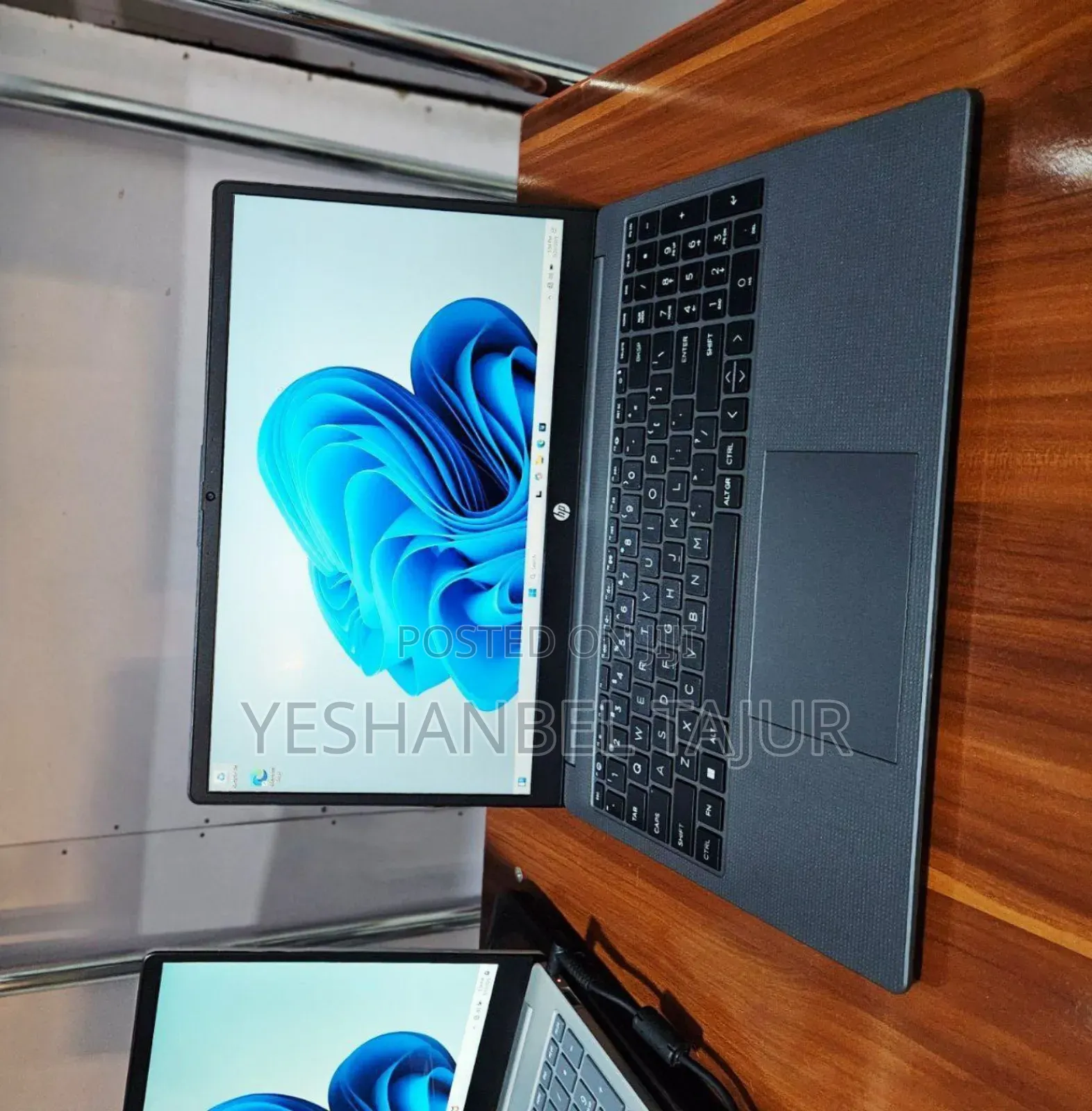 New Laptop HP 250 G10 16GB Intel Core I5 SSD 512GB