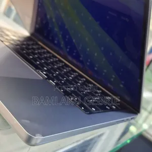 New Laptop Apple MacBook Pro 2021 M1 16GB Apple M1 Pro SSD 512GB