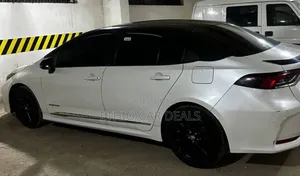 Toyota Corolla 2021 White