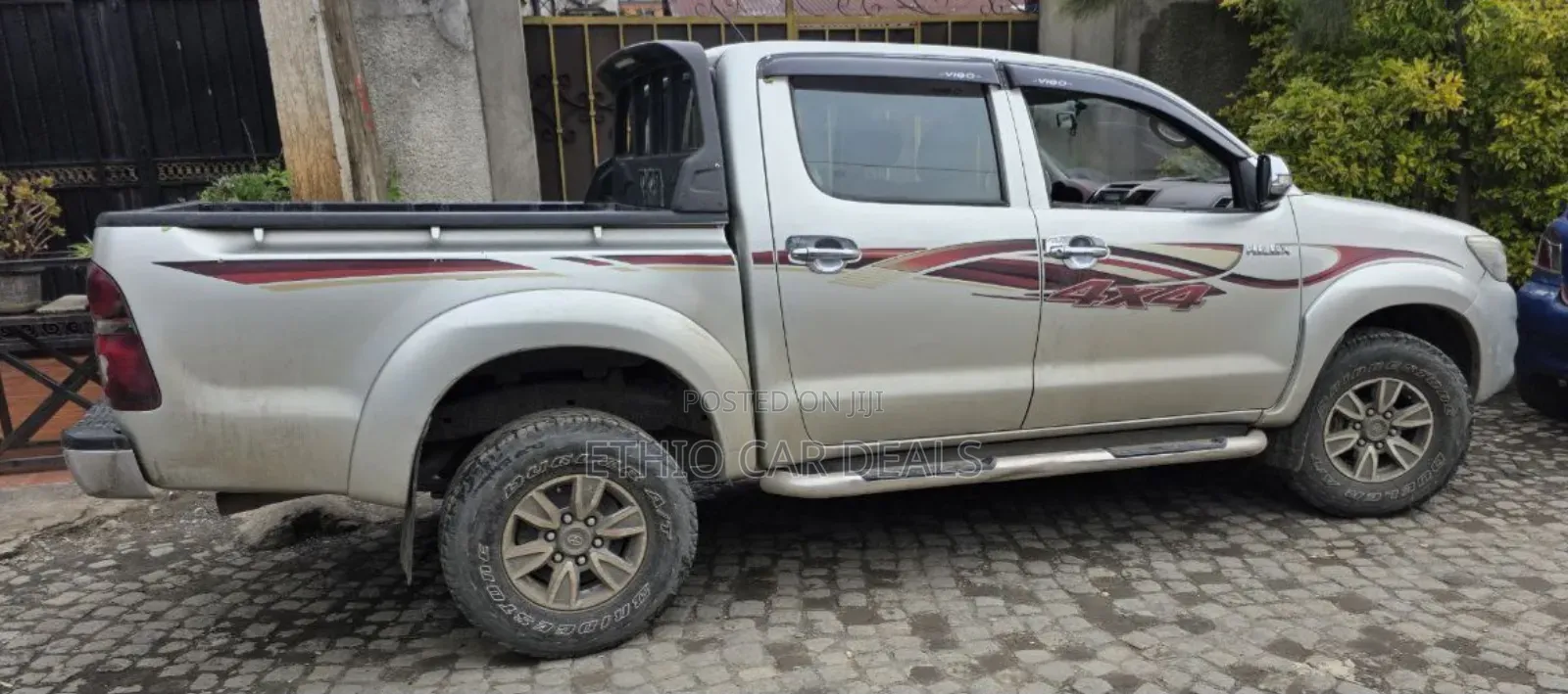Toyota Hilux 2.5 D-4D SRX 2012 Silver
